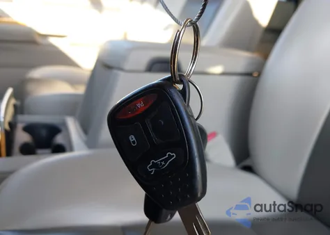 2008 Chrysler Aspen Limited из США, поврежденный, VIN 1A8HW58N48F151097